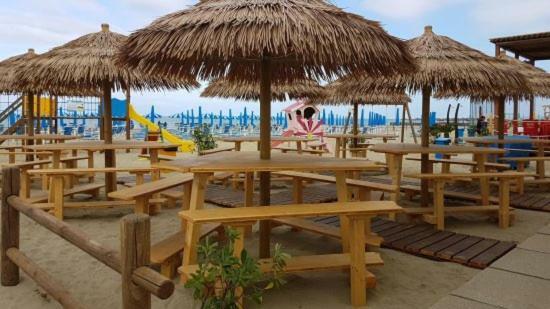 Villa Amazing Sea View Flat Tirrenia Exterior foto